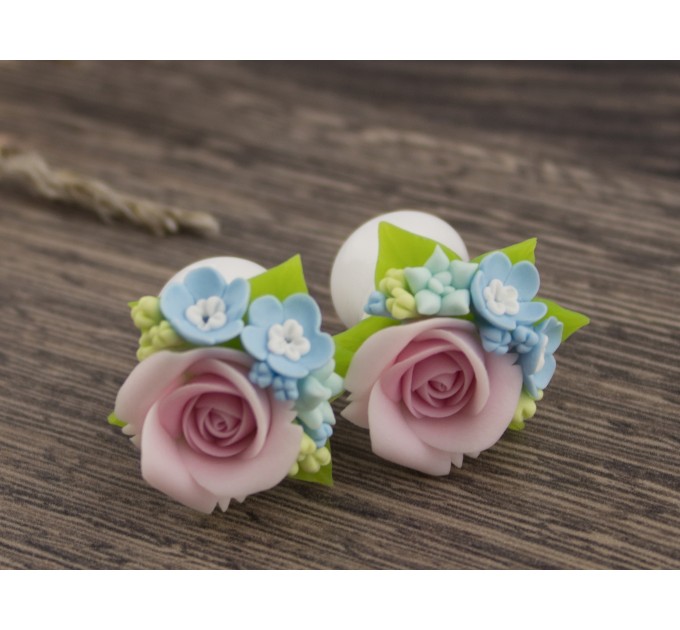 Wedding ear plugs and gauges with Pastel pink roses and light blue forget-me-not flowers 
