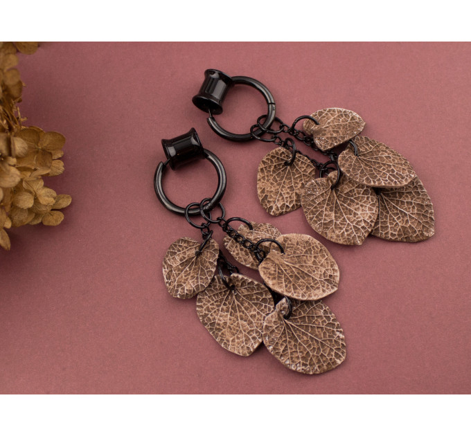 Beige brown chain hangers Dangle plugs and gauges Retro ancient bone ivory leaves Fall leaf tunnels