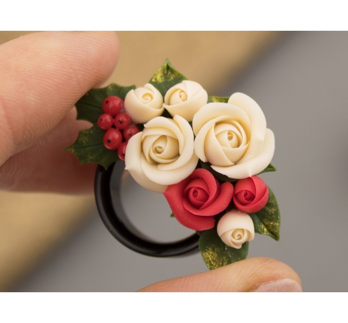 Cute Xmas earrings for stretched ears Tiny roses red green Holly berries Handmade gauges and plugs