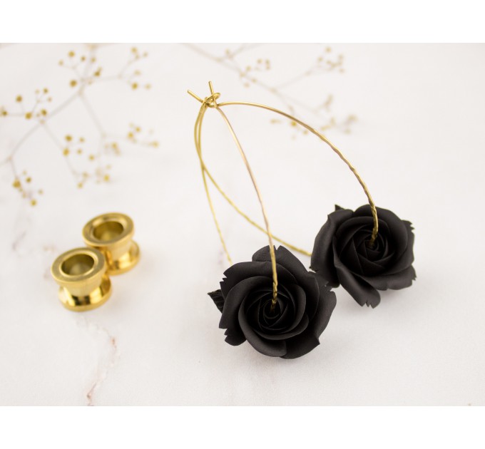 Black rose hoop earrings Golden screw back ear tunnels Brass hammered hangers Gothic jewelry for stretched ears